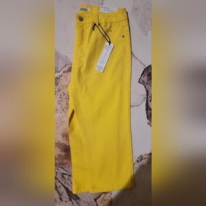 d. jeans Yellow High Waist Capri Pants